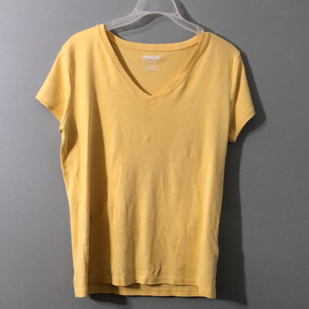 NWOT Basic Yellow T- Shirt